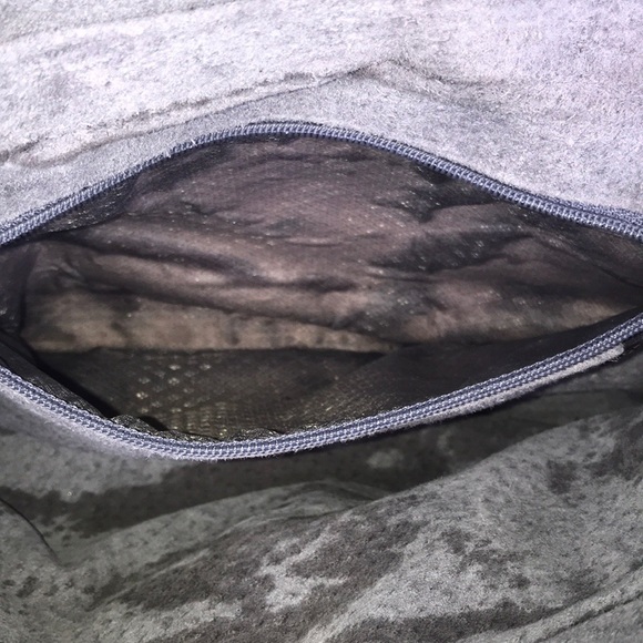 Genuine eel skin crossbody purse - Picture 6 of 8